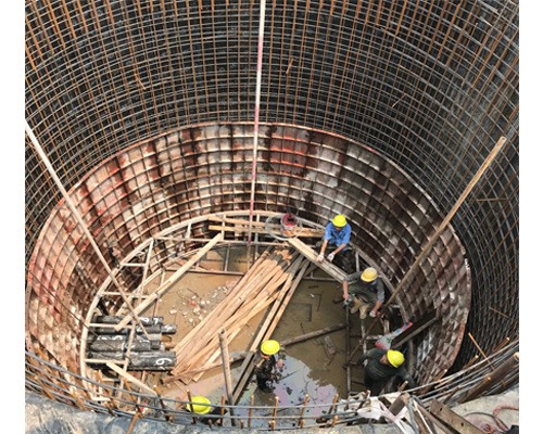 泥水平衡工作井制作現場